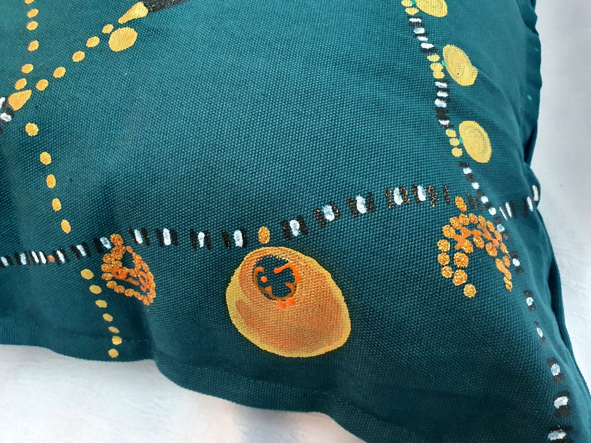 Dahabaya necklaces cushion cover