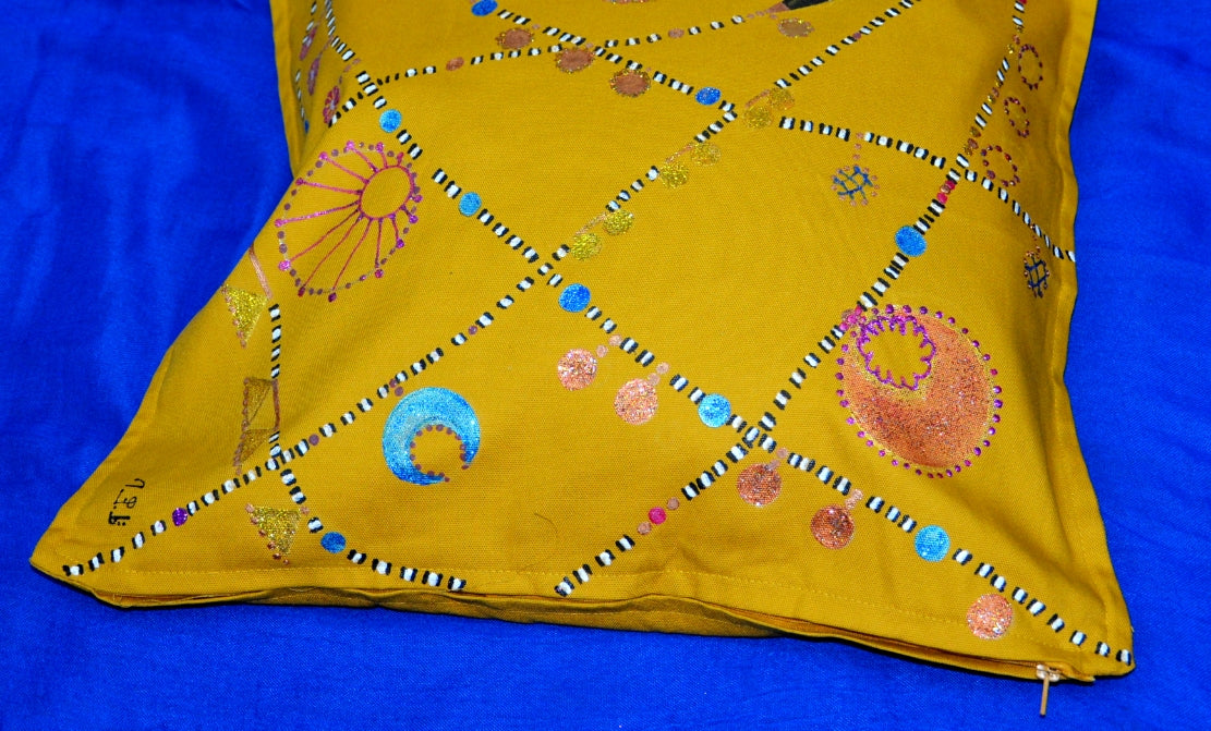 Dahabaya necklaces cushion cover