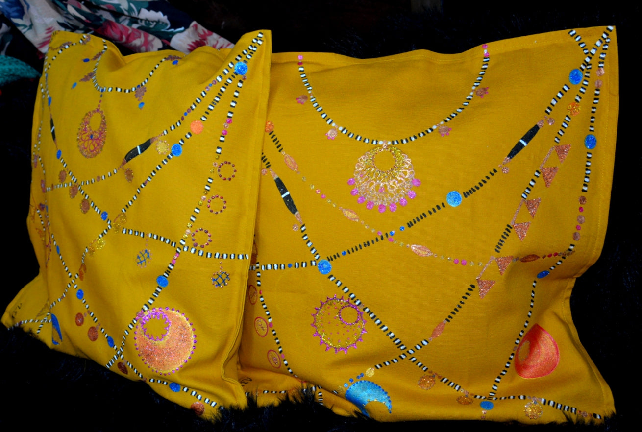 Dahabaya necklaces cushion cover