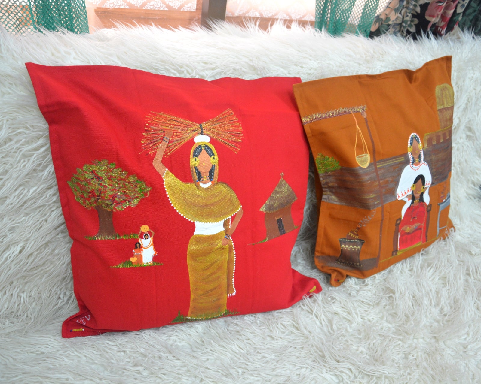 Al-Hataba fe Al-Nuhoud Cushion Cover – غطاء وسادة حطابة في ﺍﻟﻨﻬﻮﺩ