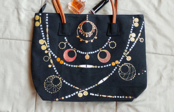 Sudanese necklaces handbag - شنطه عقود بلدي