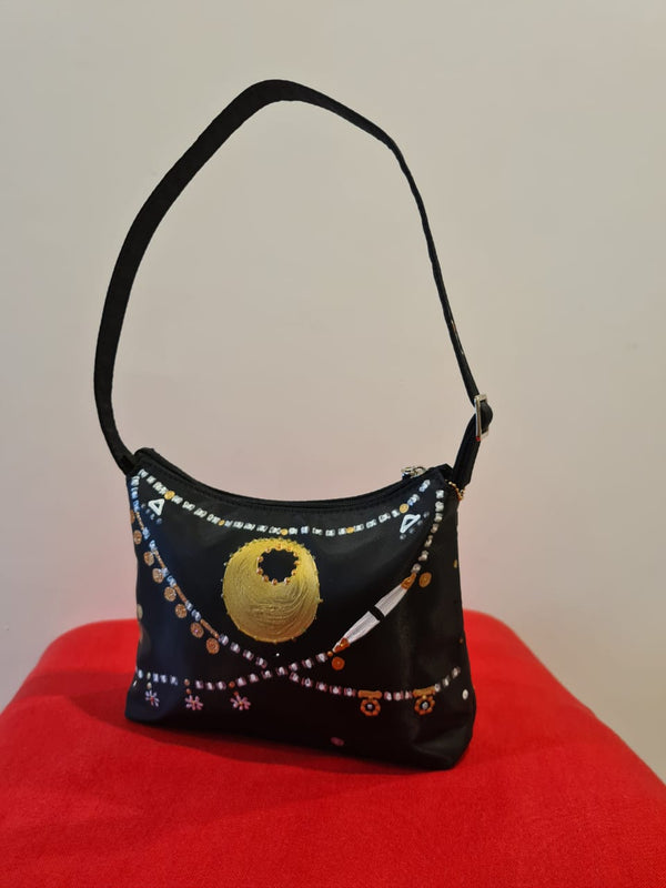 Sudanese necklaces handbag