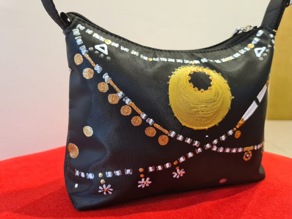 Sudanese necklaces handbag